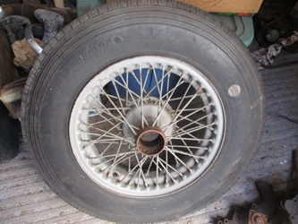 Ultra Rare Dunlop Road Speed 600-16 tire and wheel, Jaguar XK 